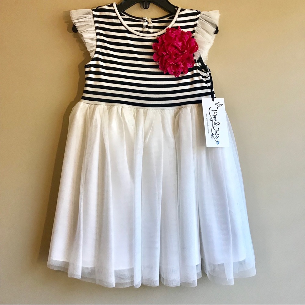 Pippa & Julie dress size 4